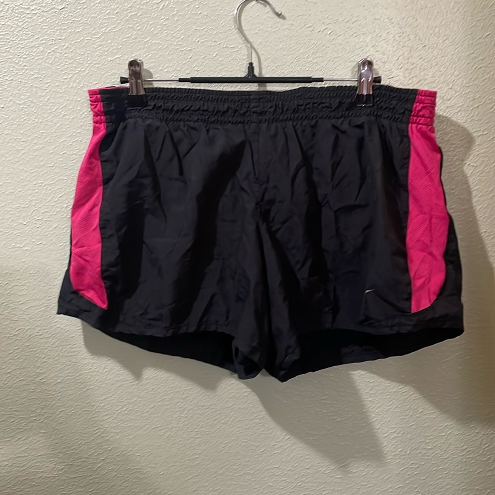 Nike Shorts Size Large